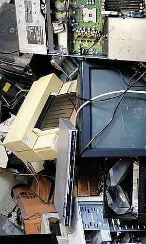 Coleta de equipamentos eletrônicos Coleta de equipamentos eletrônicos