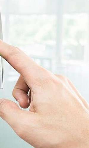 Sistema de controle de ponto eletrônico Sistema de controle de ponto eletrônico